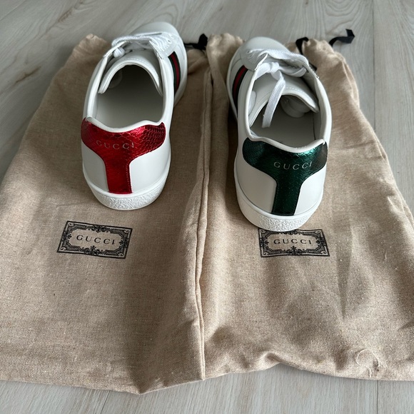 Men’s Authentic Gucci Leather sneakers - Picture 14 of 15